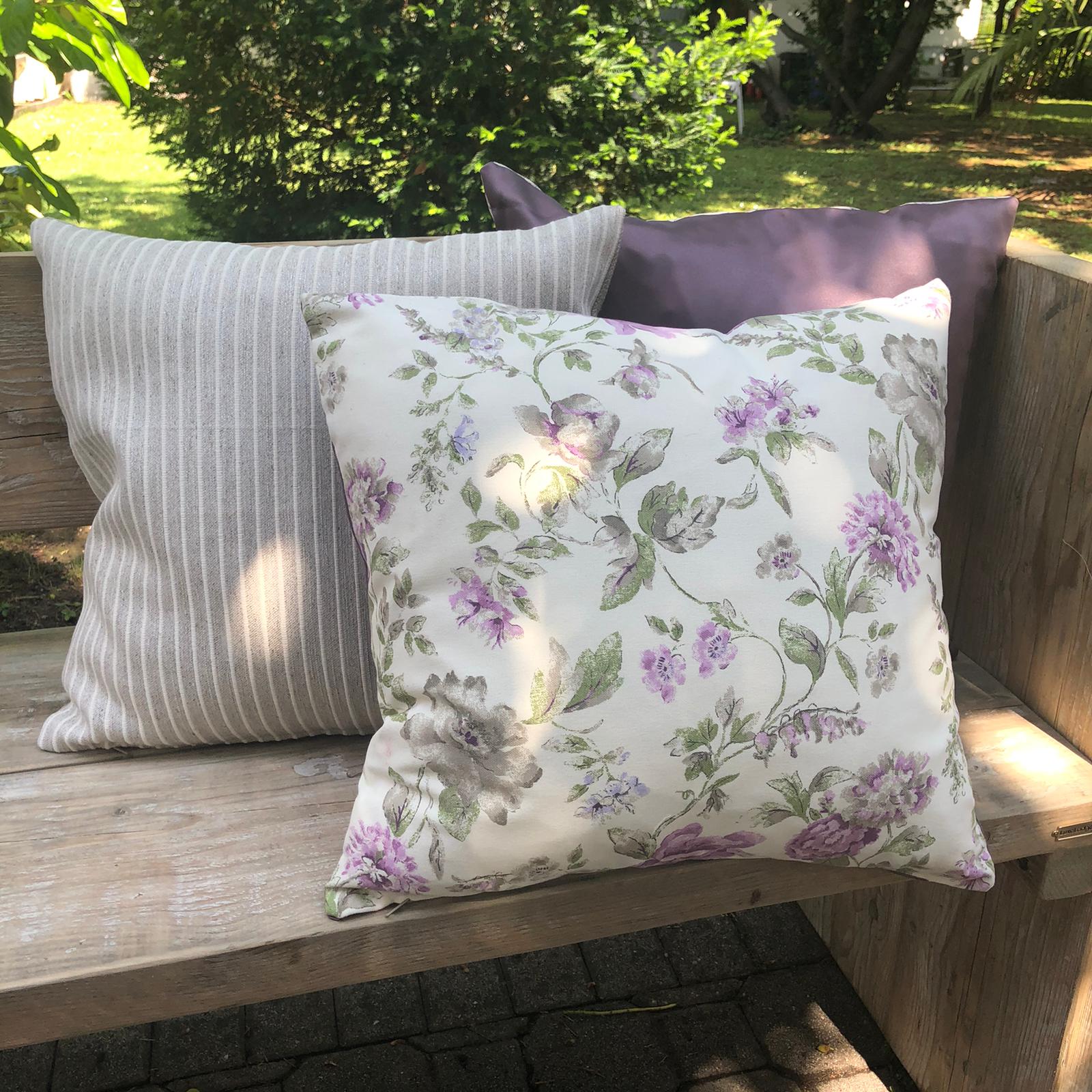 Cuscini arredo - lino stampato - set provenza fiori lilla e viola