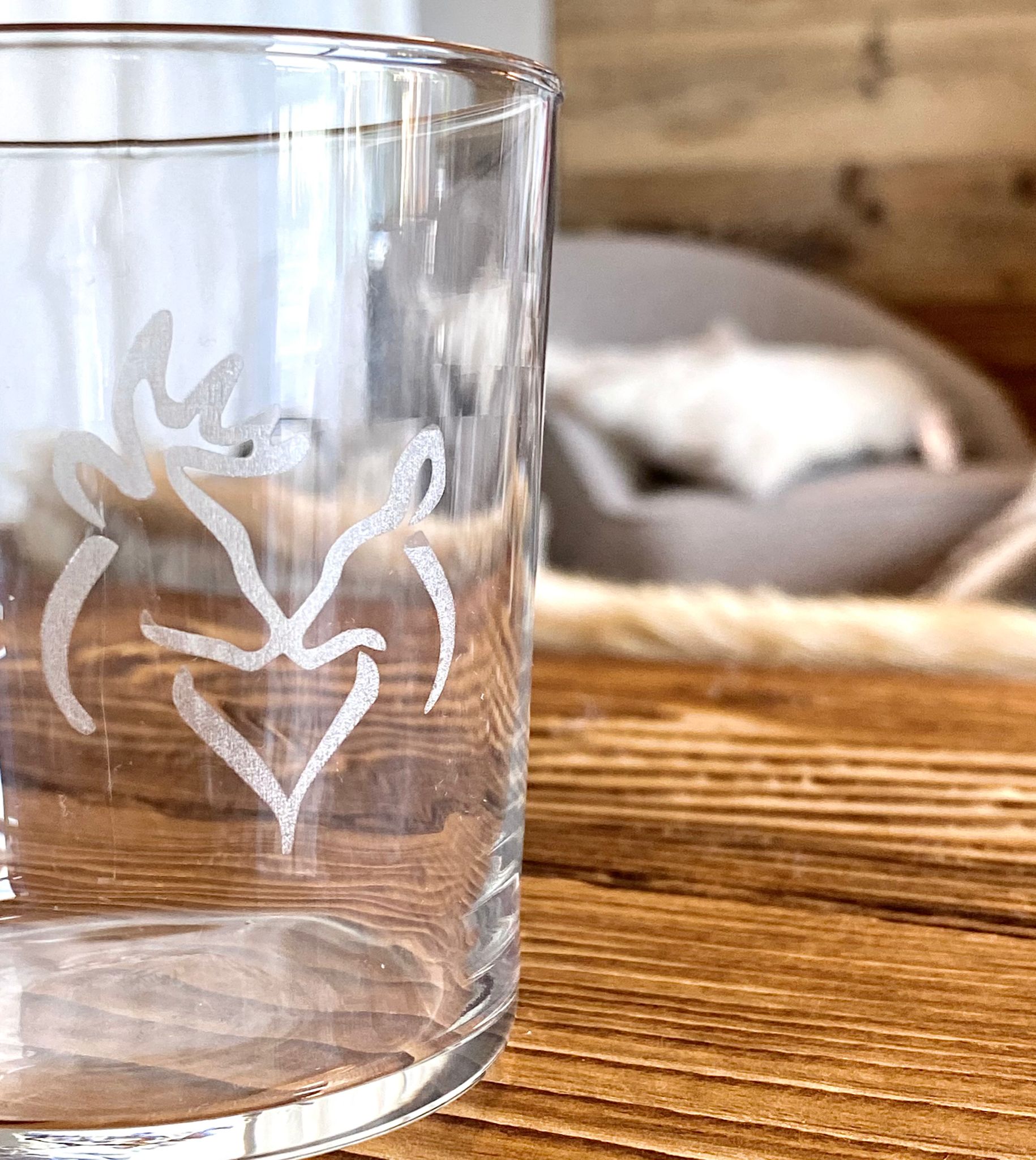 Bicchieri da montagna con serigrafia cervo e cerva che si baciano